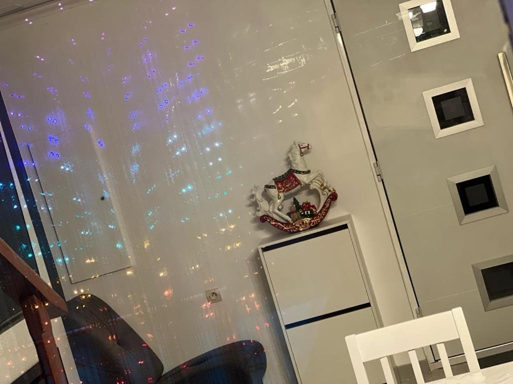Kings Villa Near Disneyland Reserved Only For Family With Kids サン・ジェルマン・シュル・モラン エクステリア 写真