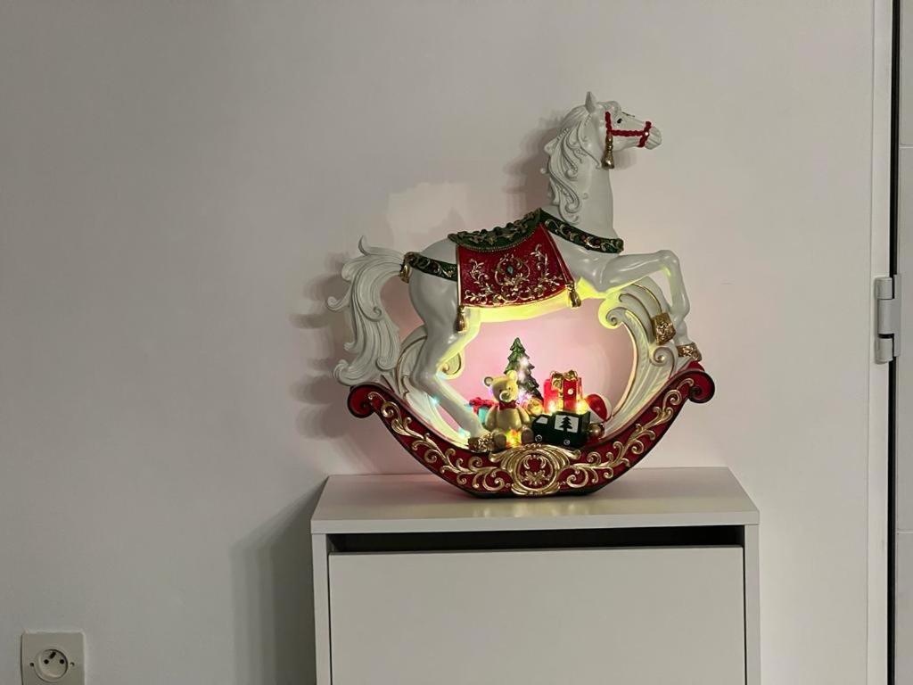 Kings Villa Near Disneyland Reserved Only For Family With Kids サン・ジェルマン・シュル・モラン エクステリア 写真